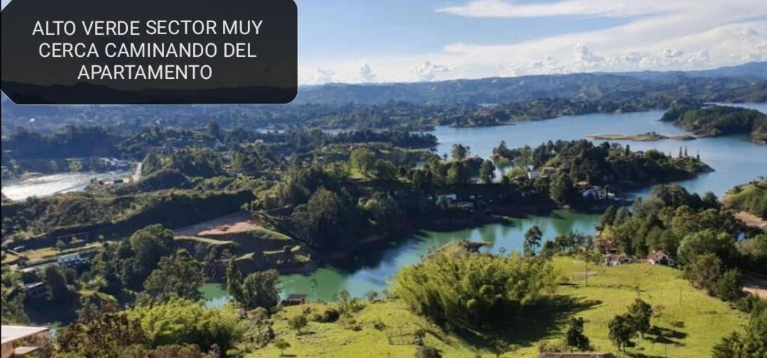 Guatapé Apartamento vista al embalse Exterior foto
